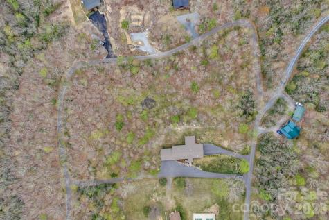 811 Linhigh Drive Newland NC 28657