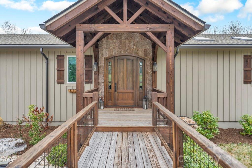 811 Linhigh Drive Newland NC 28657
