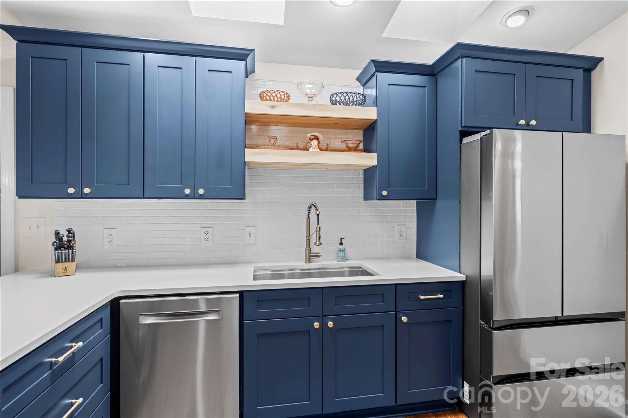 1801 Riverview Court Hendersonville NC 28739