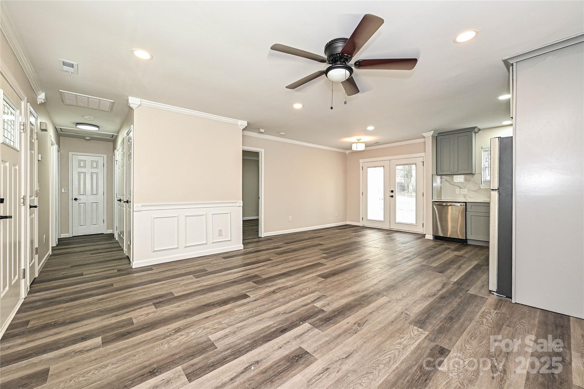3133 Amay James Avenue Charlotte NC 28208