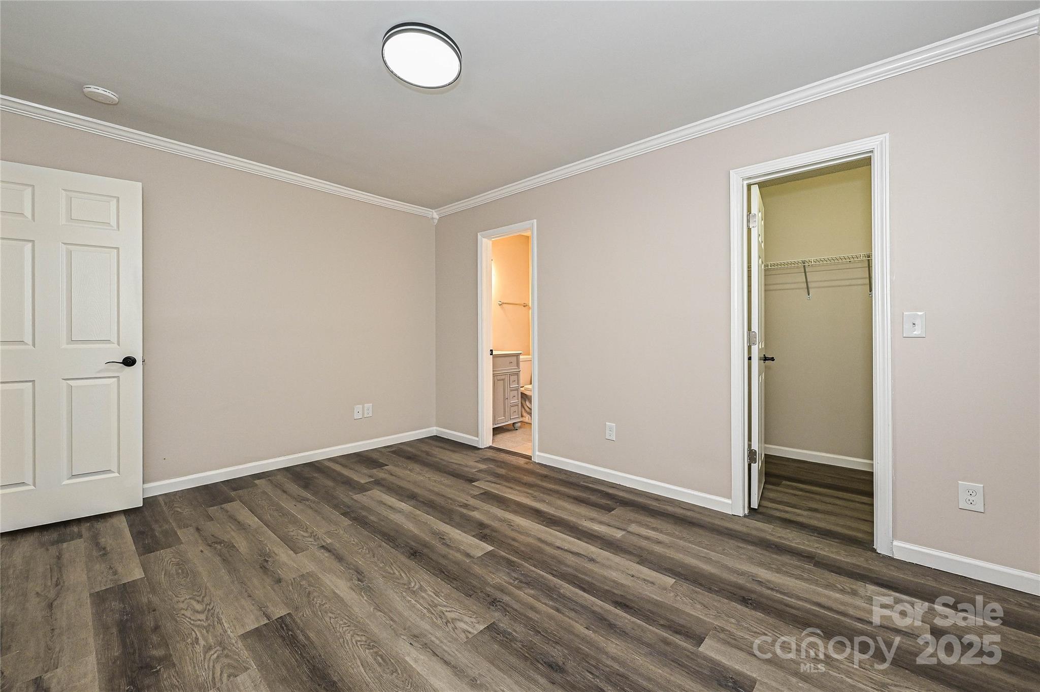 3133 Amay James Avenue Charlotte NC 28208