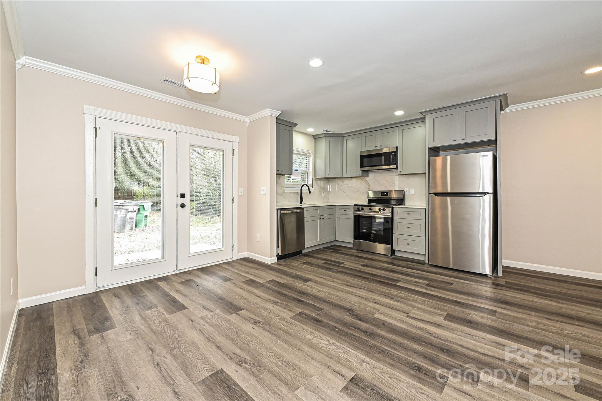 3133 Amay James Avenue Charlotte NC 28208