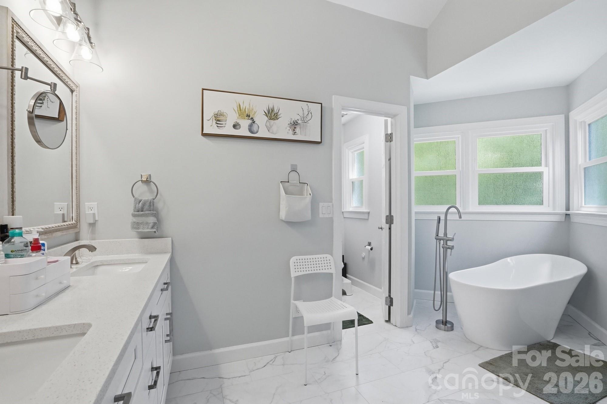 4611 Deer Cross Trail Charlotte NC 28269