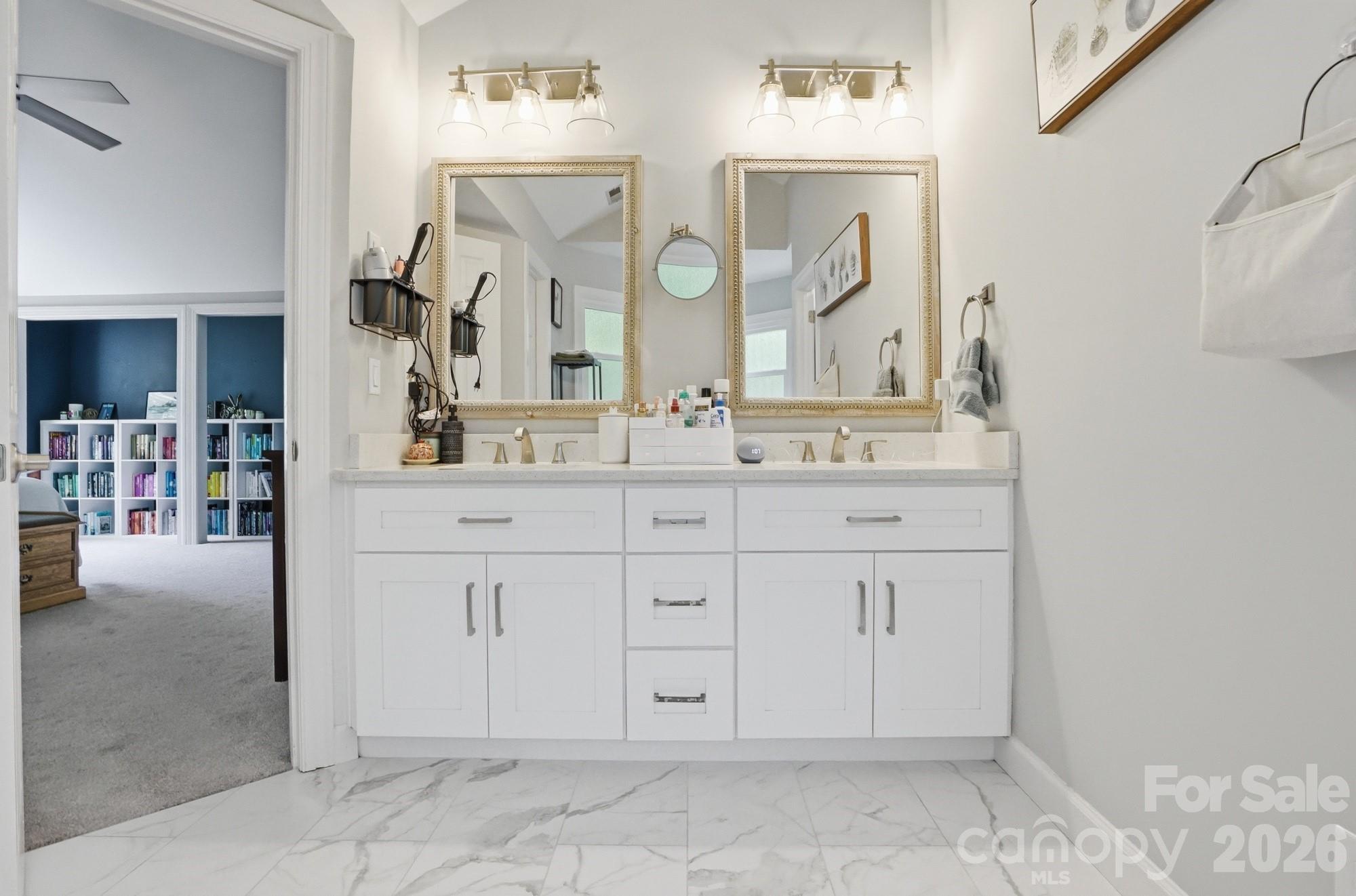 4611 Deer Cross Trail Charlotte NC 28269