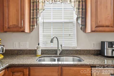 6319 Highland Commons Road Charlotte NC 28269