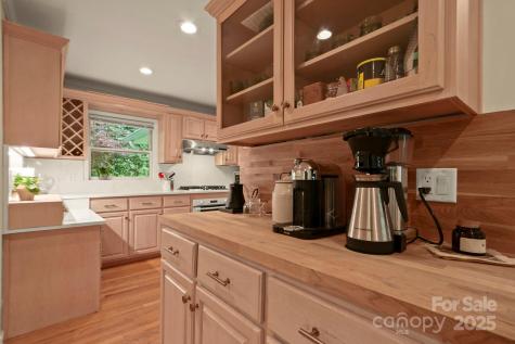 127 Boulder Lane Blowing Rock NC 28605