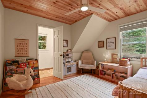 127 Boulder Lane Blowing Rock NC 28605