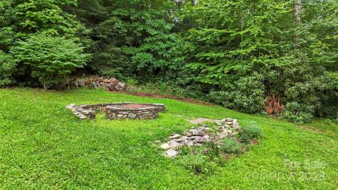 127 Boulder Lane Blowing Rock NC 28605