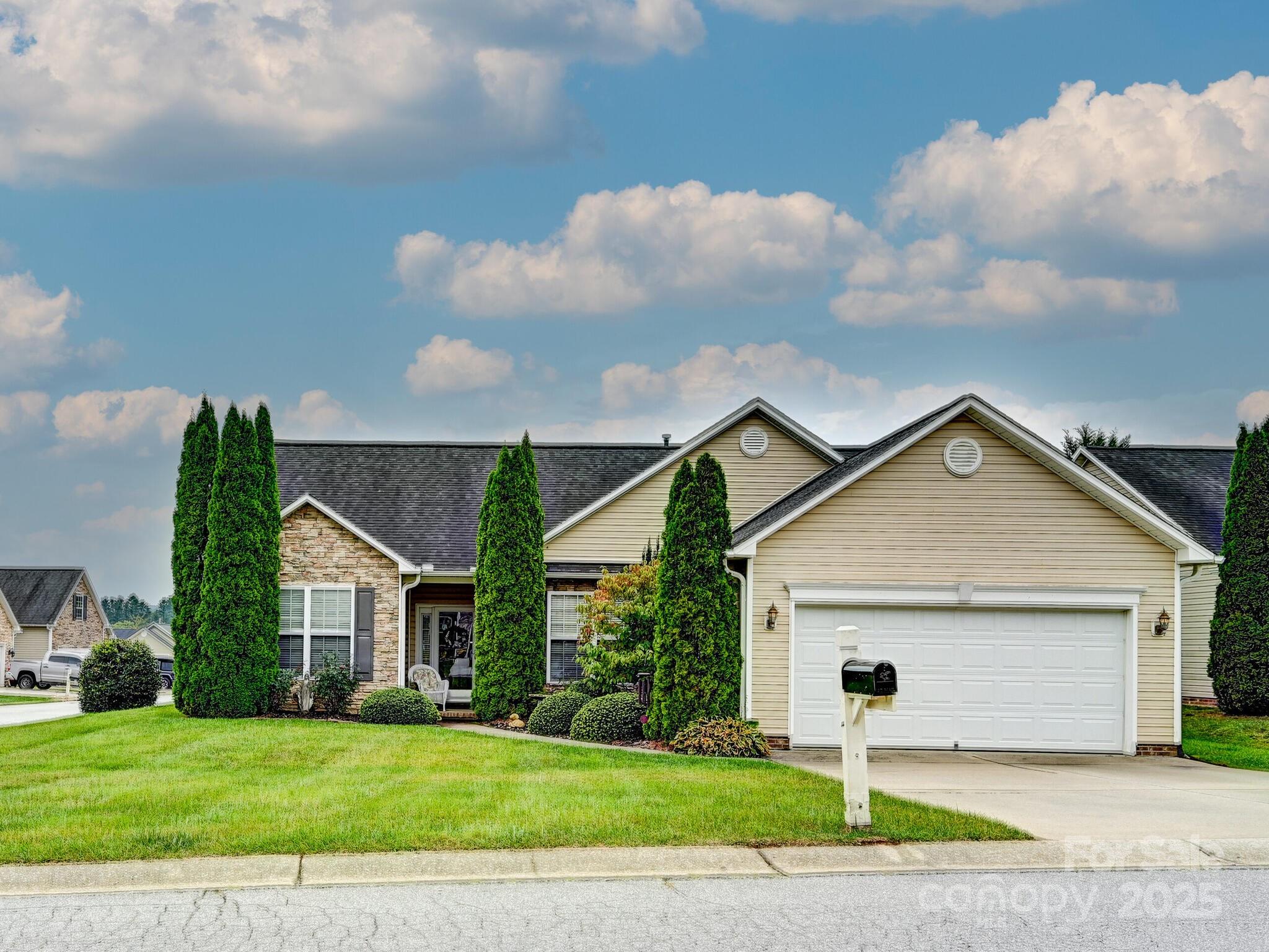 19 Pamlico Road Fletcher NC 28732