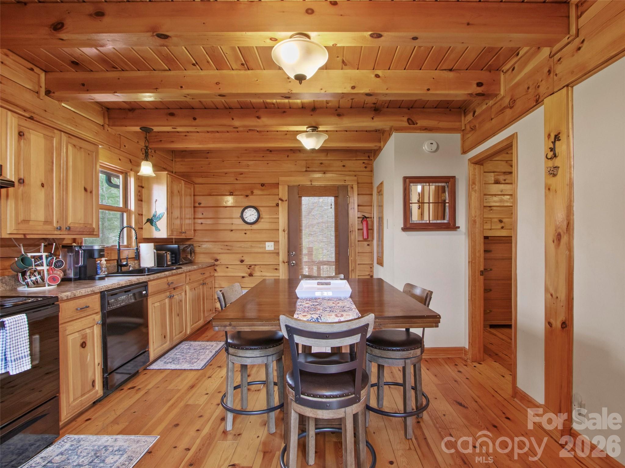 101 Jack Straw Lane Burnsville NC 28714
