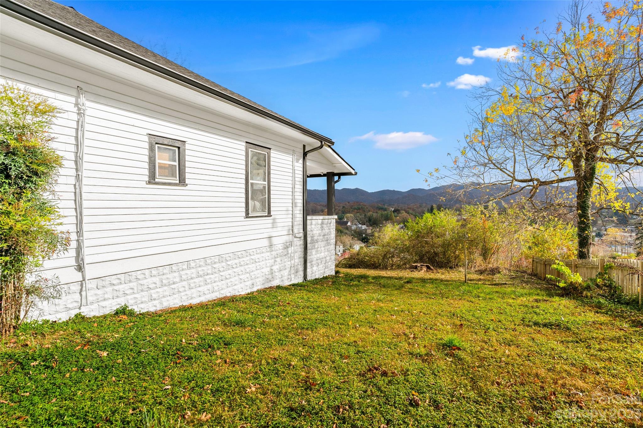 154 High Street Canton NC 28716