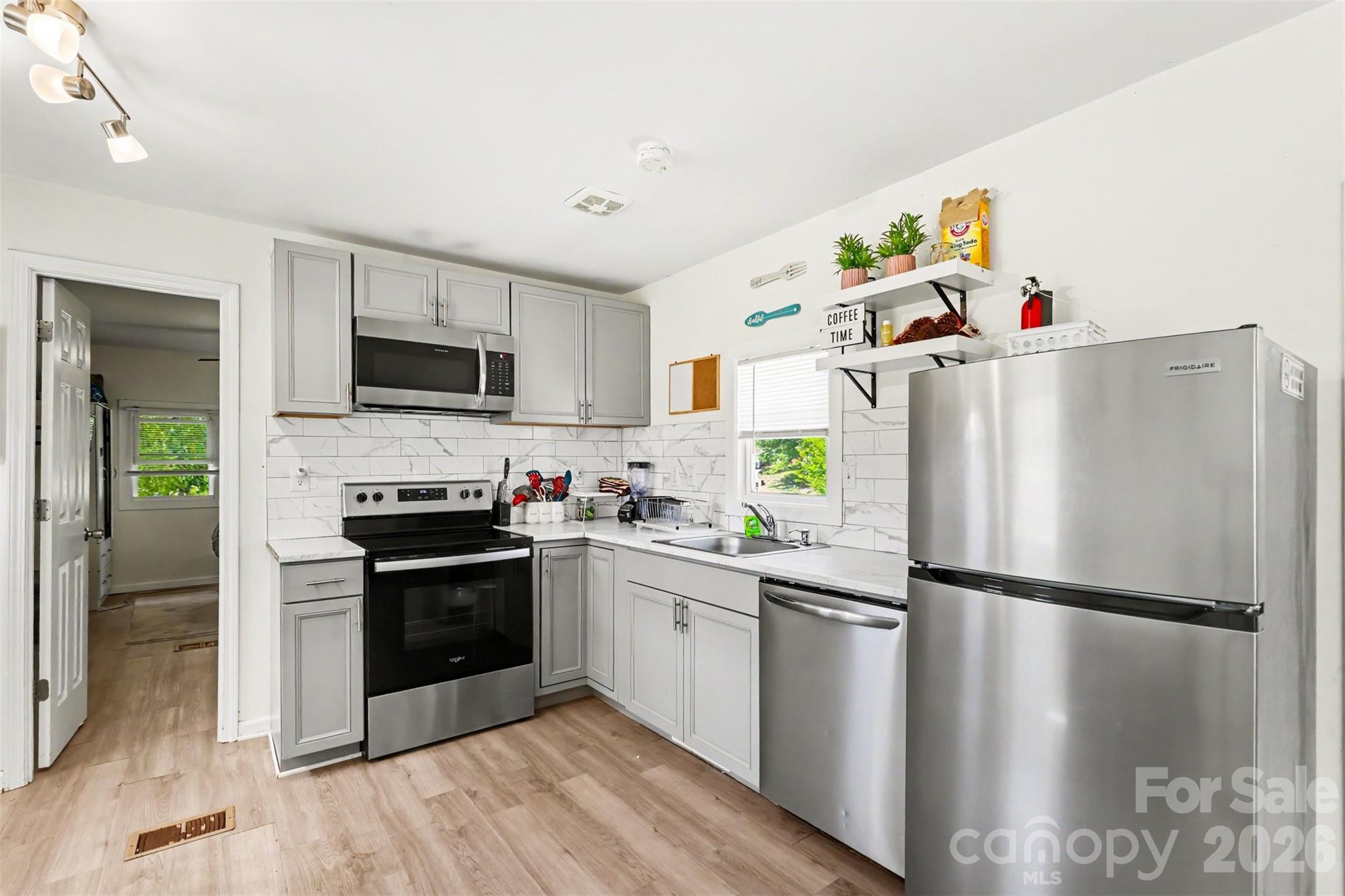 9937 Harwood Lane Charlotte NC 28214