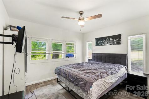 9937 Harwood Lane Charlotte NC 28214
