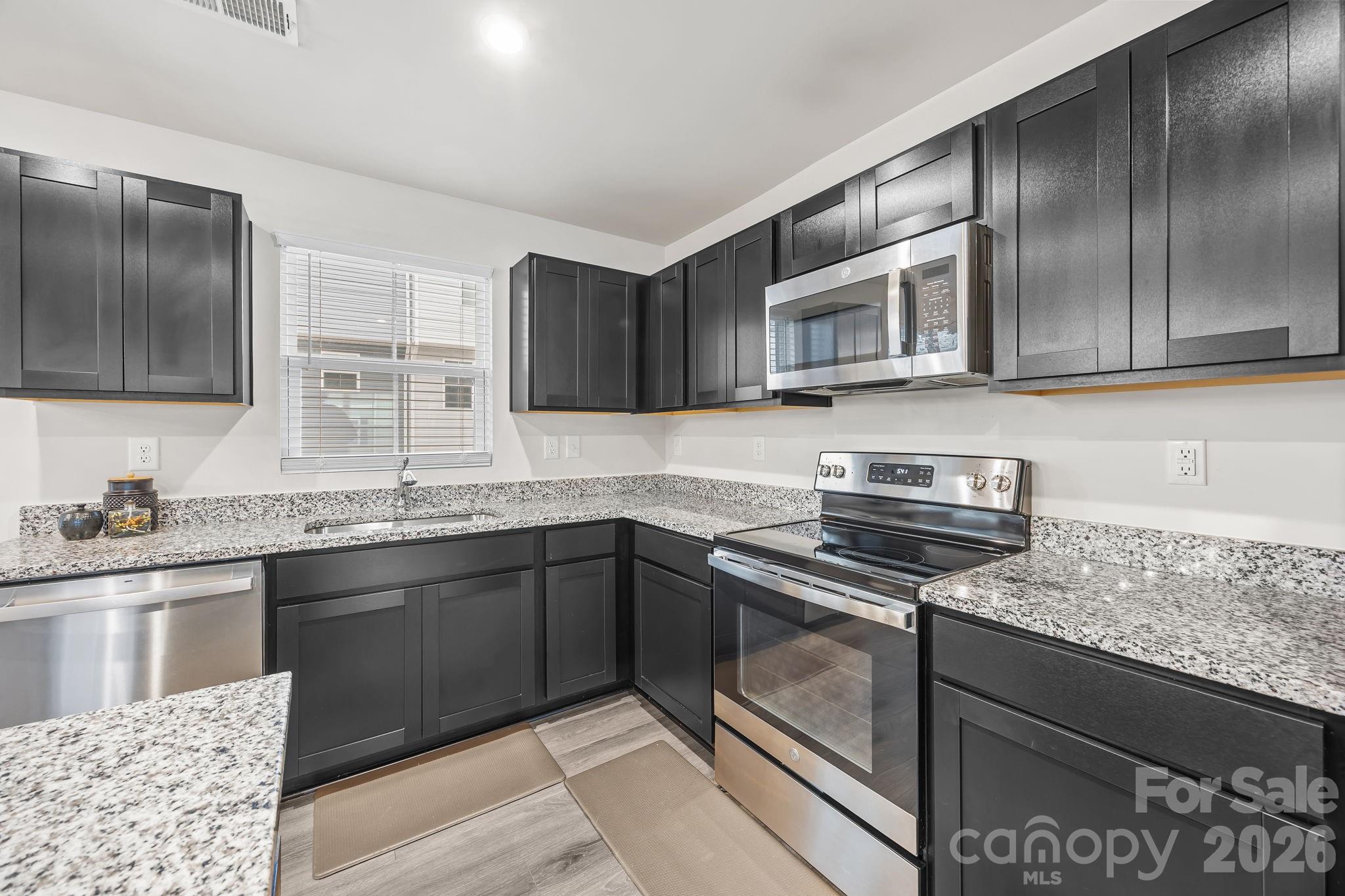 3021 Fiddlewood Street Charlotte NC 28214