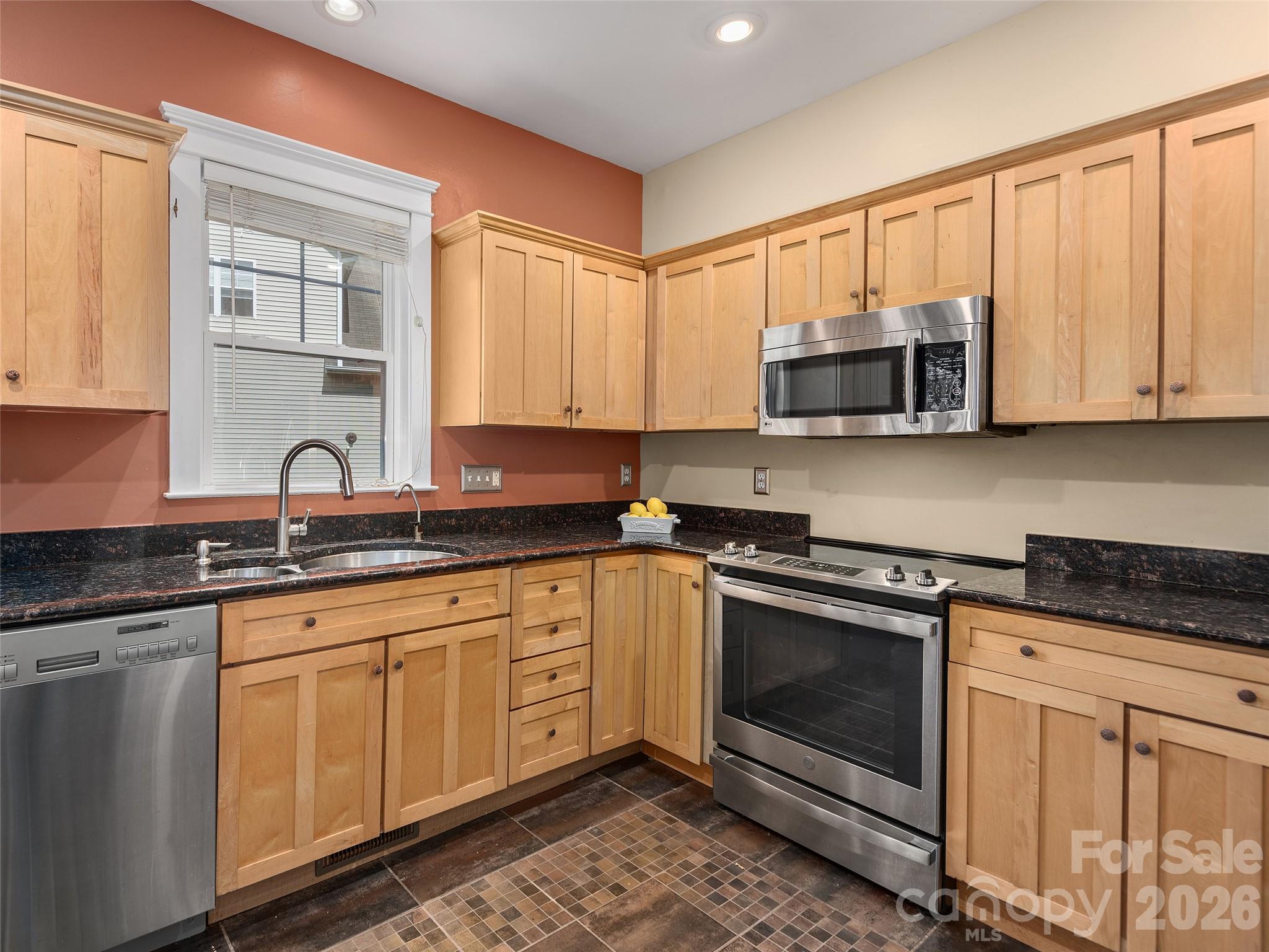 1332 Heathbrook Circle Asheville NC 28803