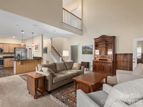 1332 Heathbrook Circle Asheville NC 28803