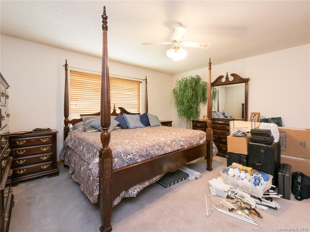 13429 Portside Court Charlotte NC 28278