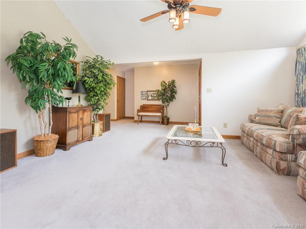 13429 Portside Court Charlotte NC 28278