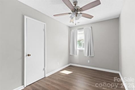 355 Weatherford Drive King NC 27021