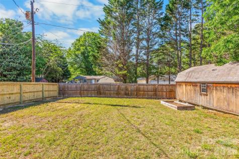 355 Weatherford Drive King NC 27021