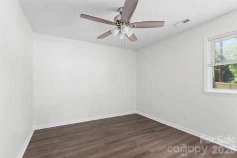 355 Weatherford Drive King NC 27021