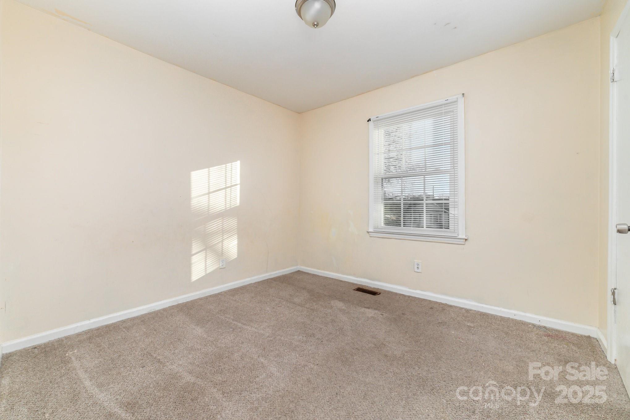 9926 Rockmeadow Drive Charlotte NC 28216