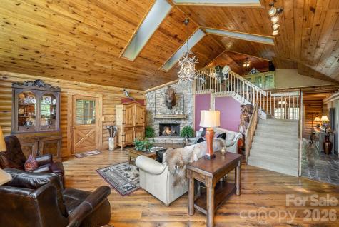 1126 Kilpatrick Road Hendersonville NC 28739
