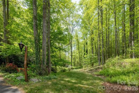 1126 Kilpatrick Road Hendersonville NC 28739