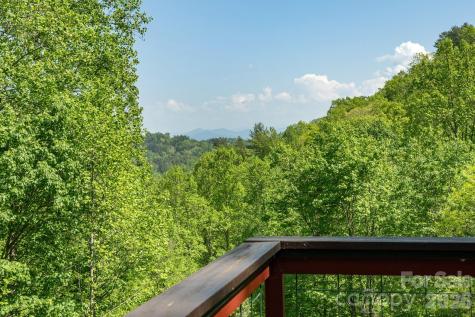 1126 Kilpatrick Road Hendersonville NC 28739