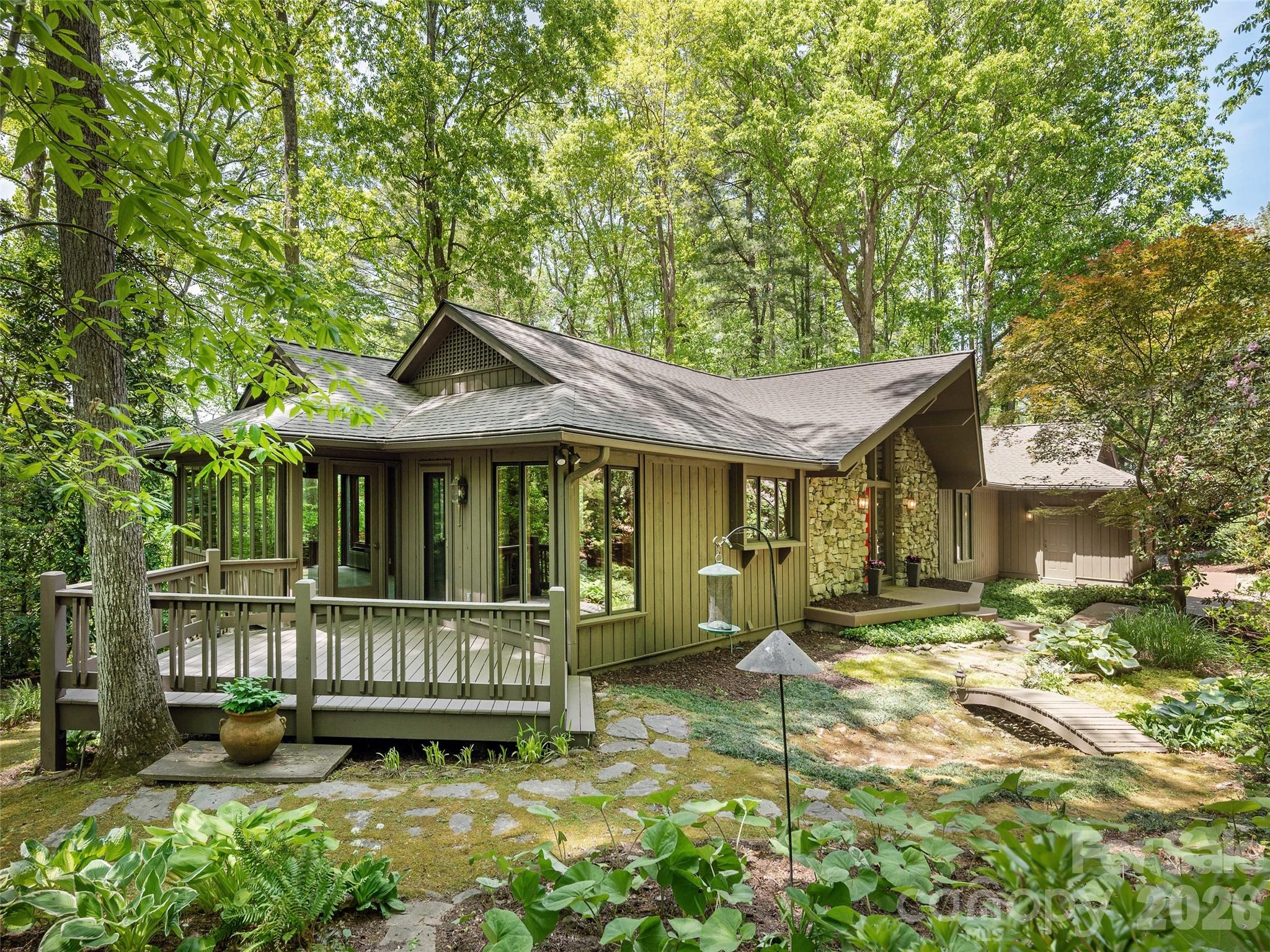 227 Estate Drive Hendersonville NC 28739