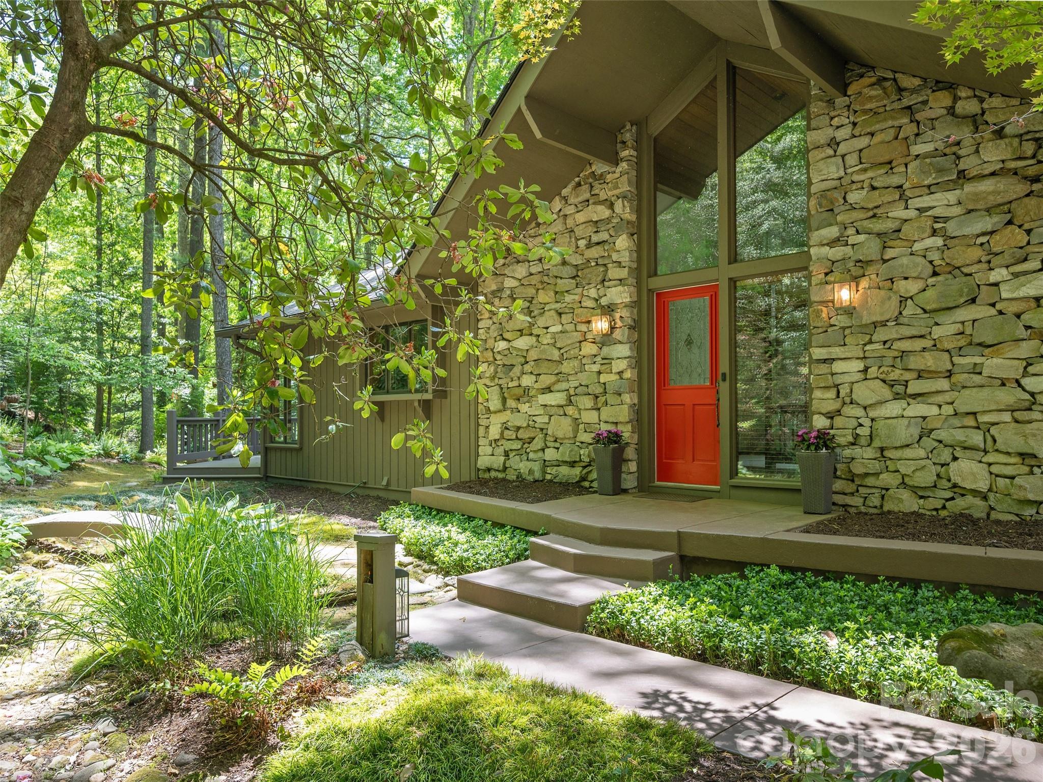 227 Estate Drive Hendersonville NC 28739