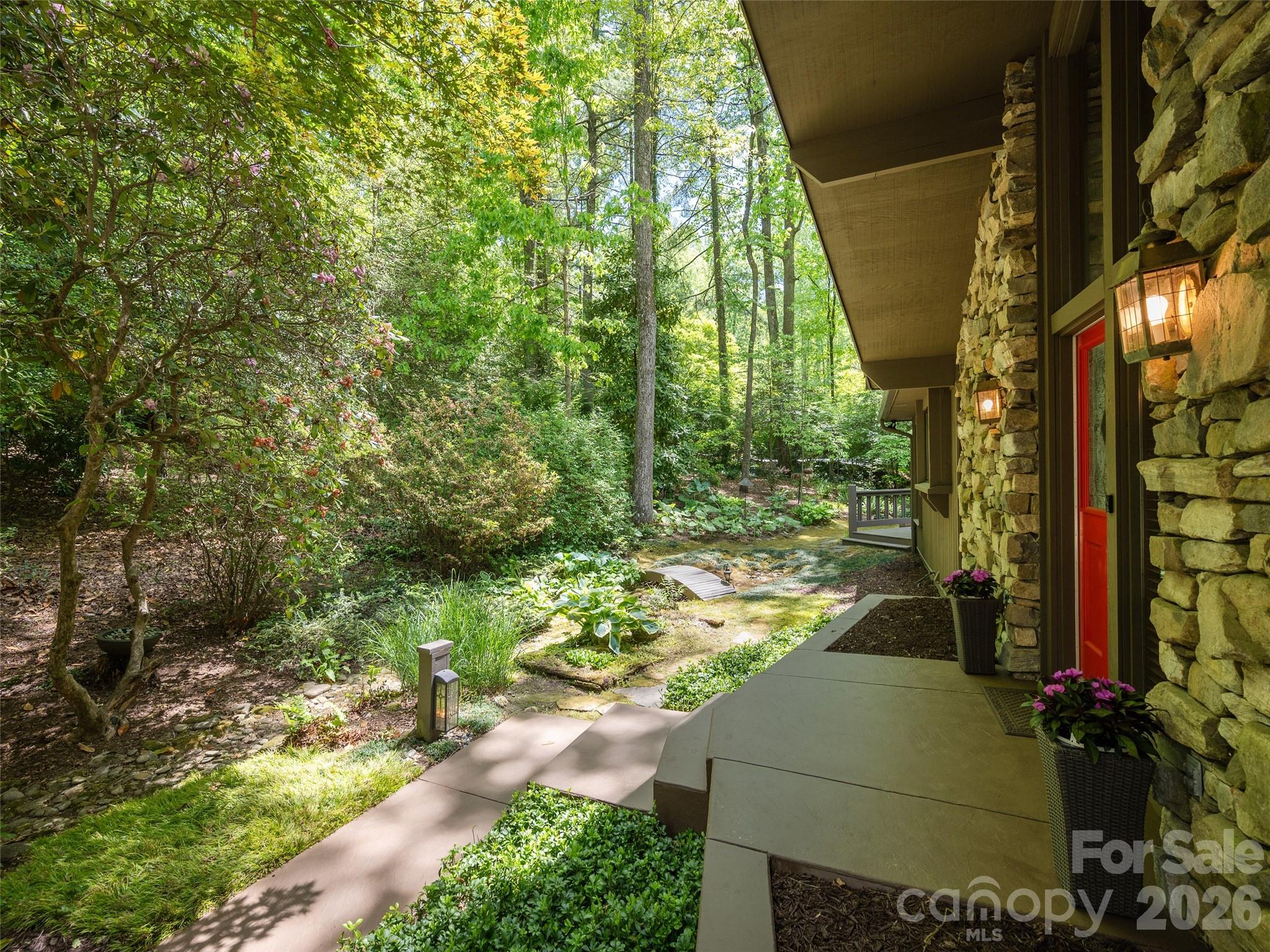 227 Estate Drive Hendersonville NC 28739