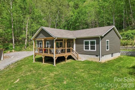 590 Willow Lane Marshall NC 28753