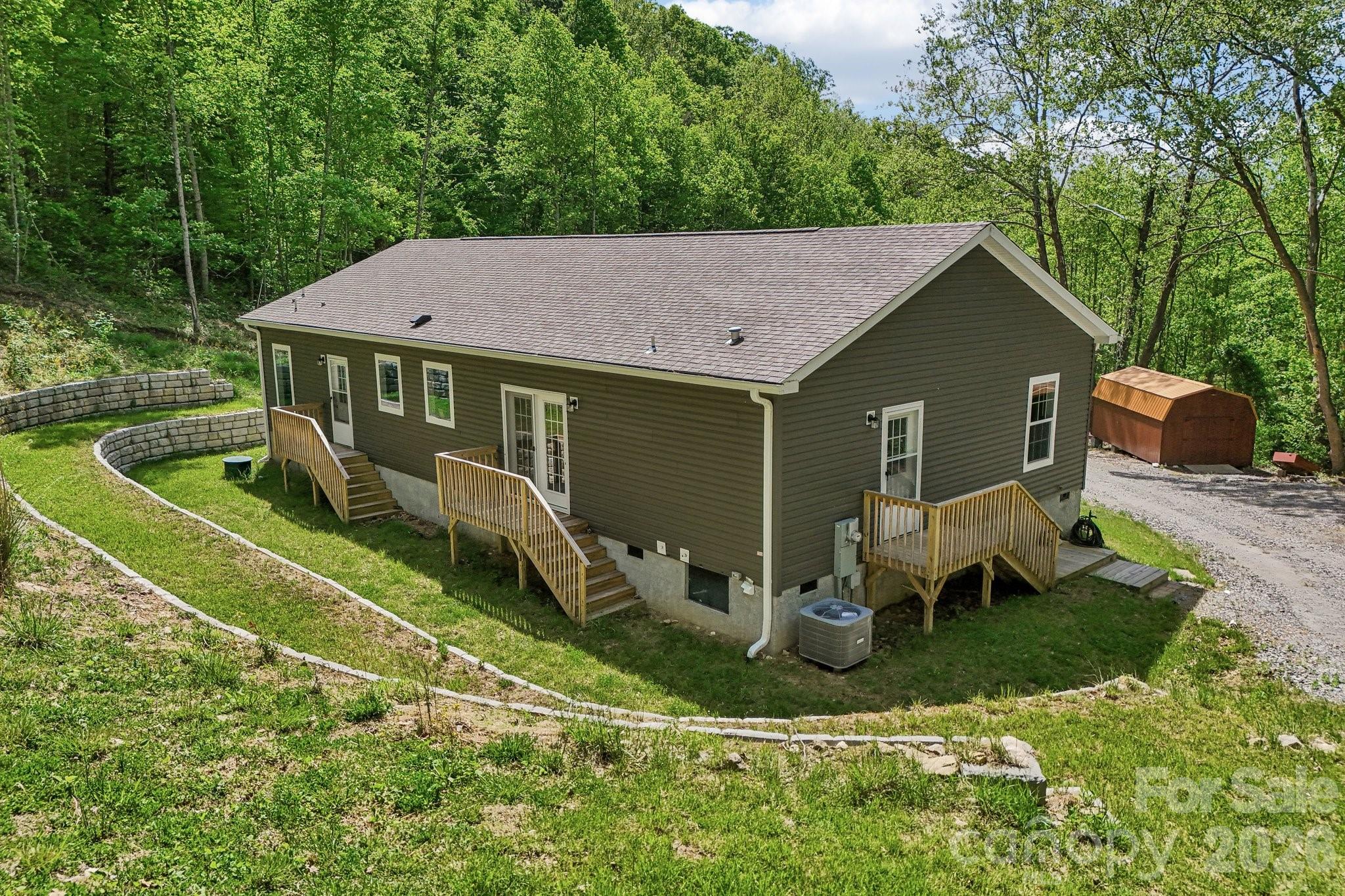 590 Willow Lane Marshall NC 28753