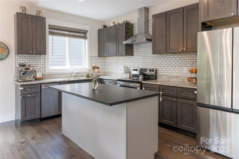 14 Alice Clement Lane Asheville NC 28803