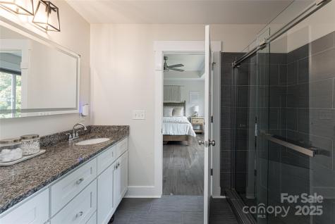 14 Alice Clement Lane Asheville NC 28803