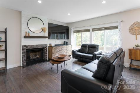 14 Alice Clement Lane Asheville NC 28803