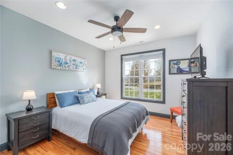11 Briar Ridge Drive Fairview NC 28730
