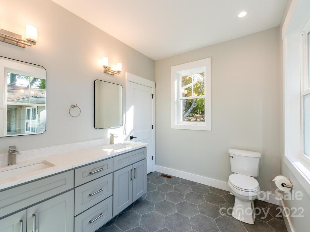 50 Clinton Avenue Asheville NC 28806