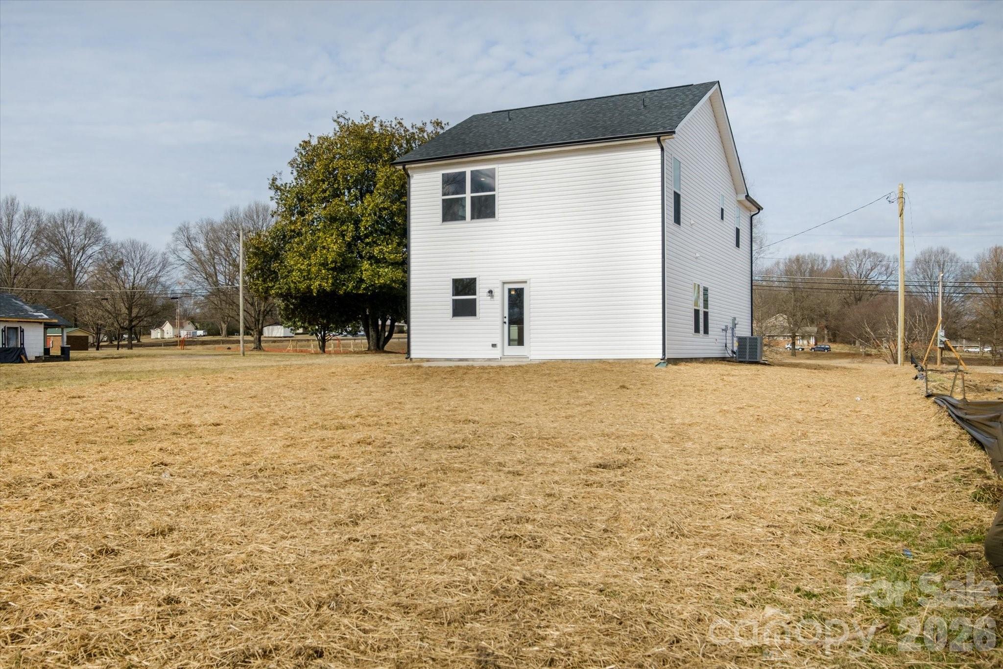 1816 E Greenbriar Road Statesville NC 28625