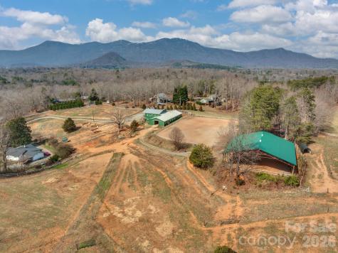 1487 Hayes Road Columbus NC 28722