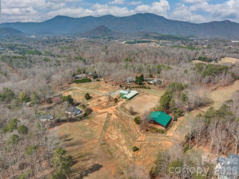 1487 Hayes Road Columbus NC 28722
