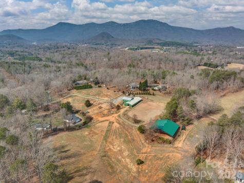 1487 Hayes Road Columbus NC 28722