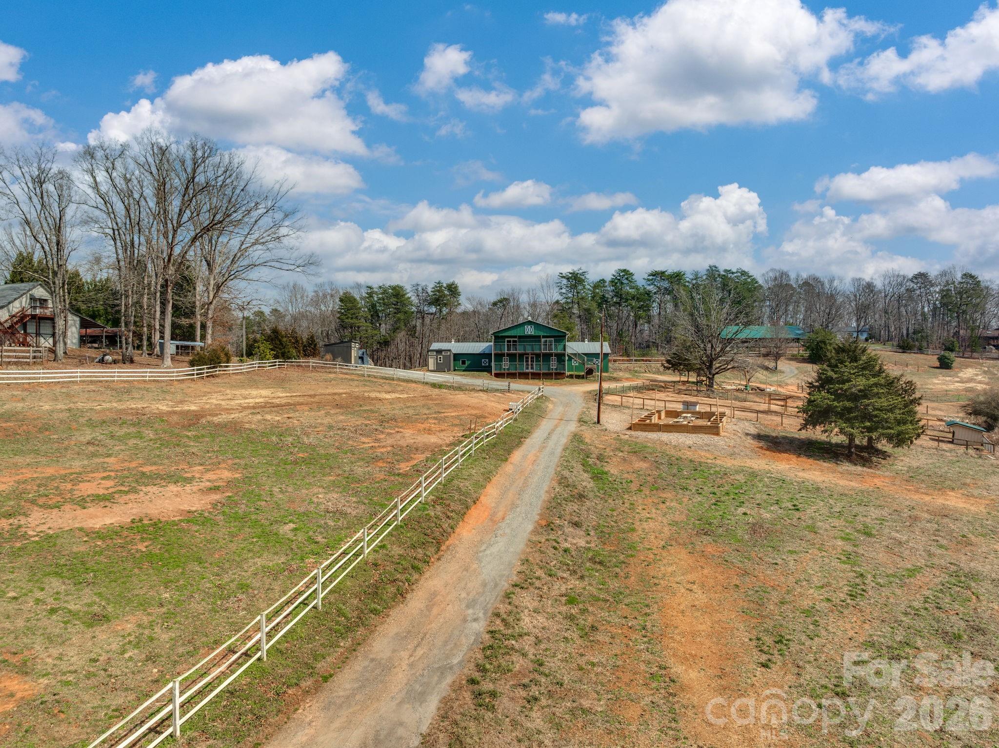 1487 Hayes Road Columbus NC 28722