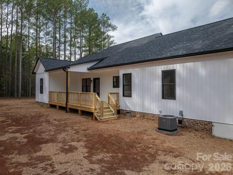 7279 Blue Jay Lane Vale NC 28168