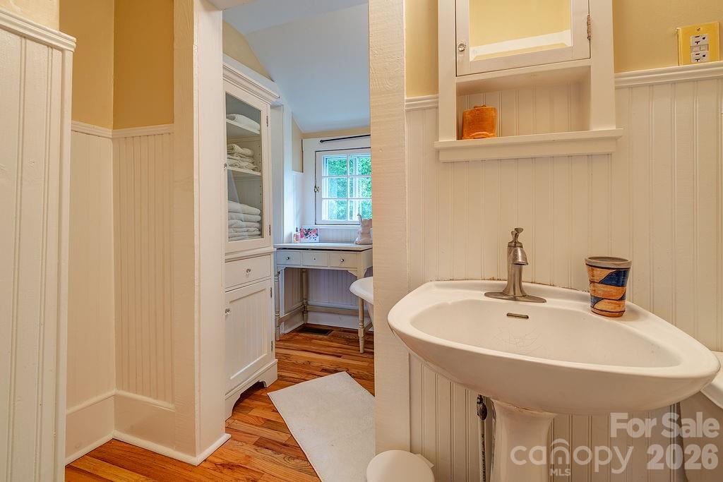 52 Gracelyn Road Asheville NC 28804