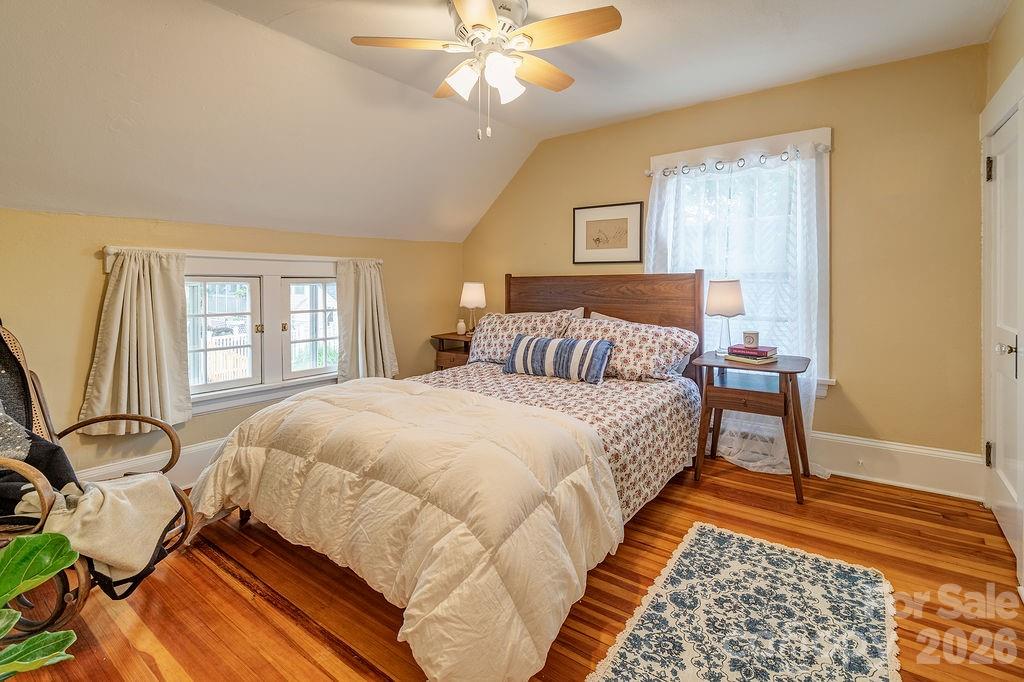 52 Gracelyn Road Asheville NC 28804