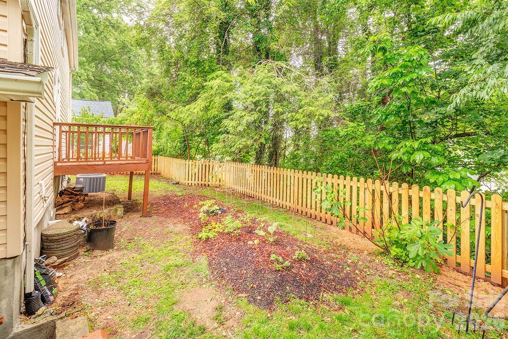 52 Gracelyn Road Asheville NC 28804