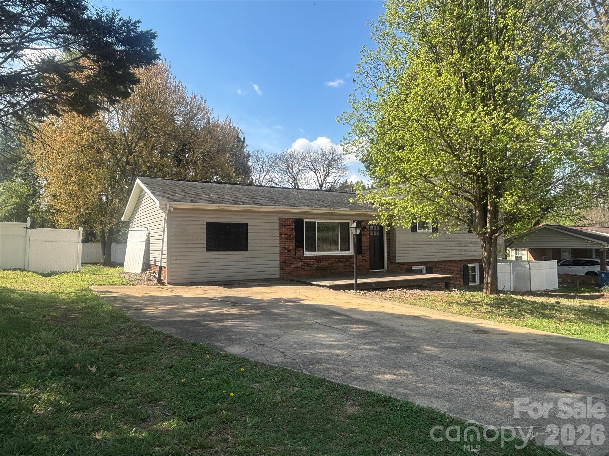 2618 32nd Avenue NE Hickory NC 28601