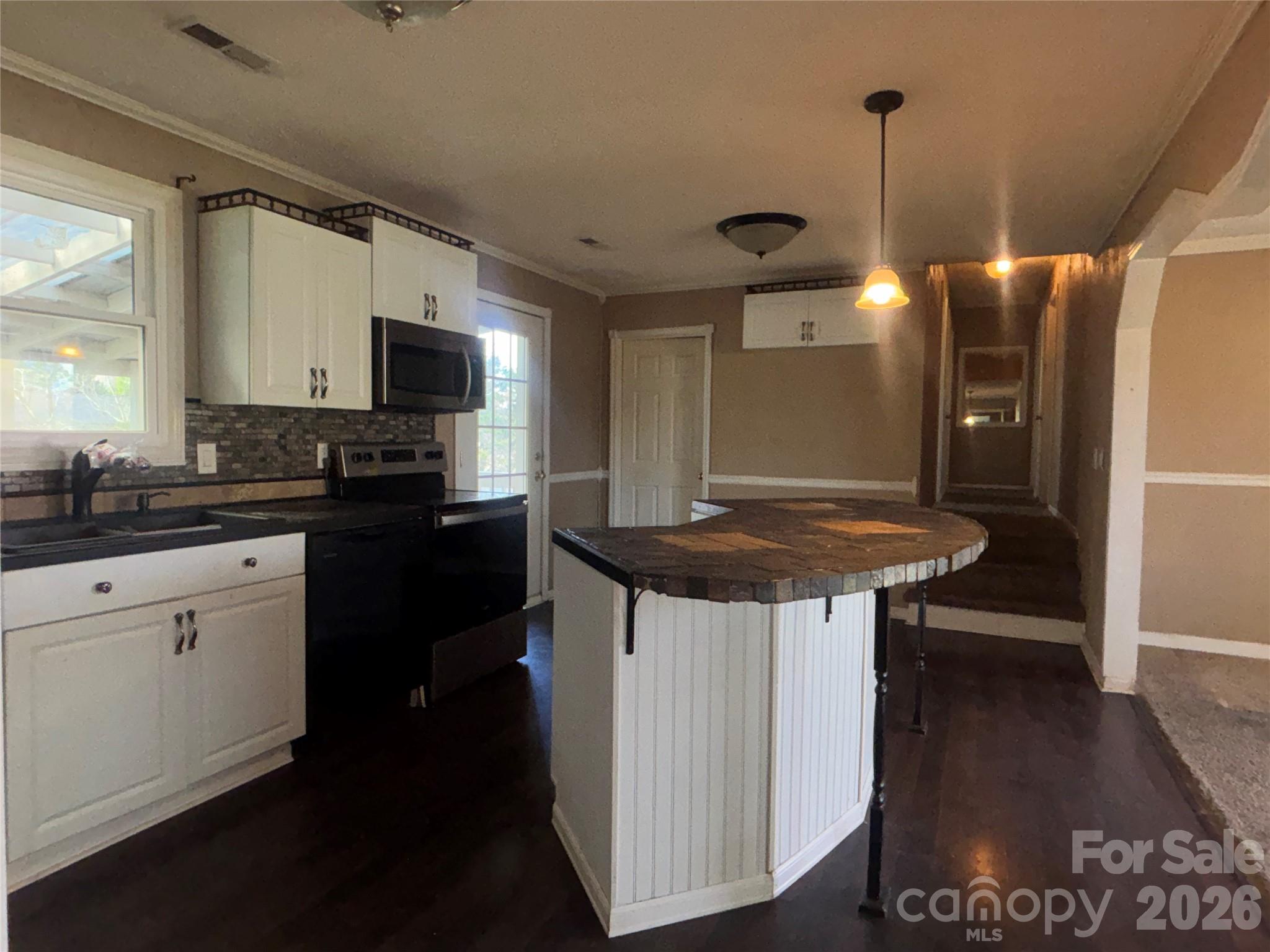 2618 32nd Avenue NE Hickory NC 28601